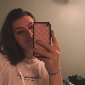 Meet your Posher, Anna